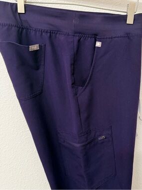 FIGS Womens Zamora Joggers Size X-Large-Tall Dark Purple Scrub Pants